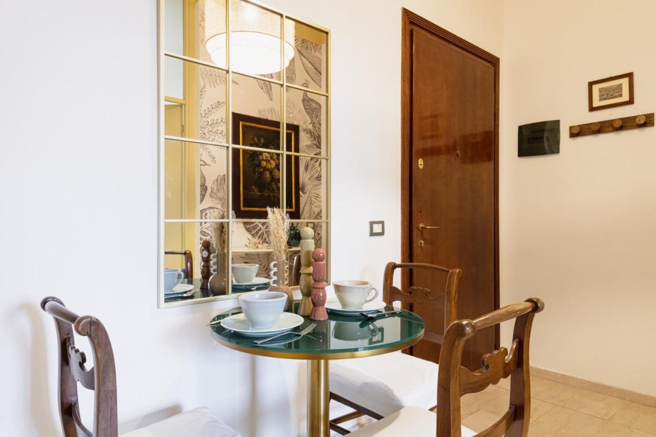 Easylife - Dimora Di Classe In Zona Conciliazione มิลาน ภายนอก รูปภาพ