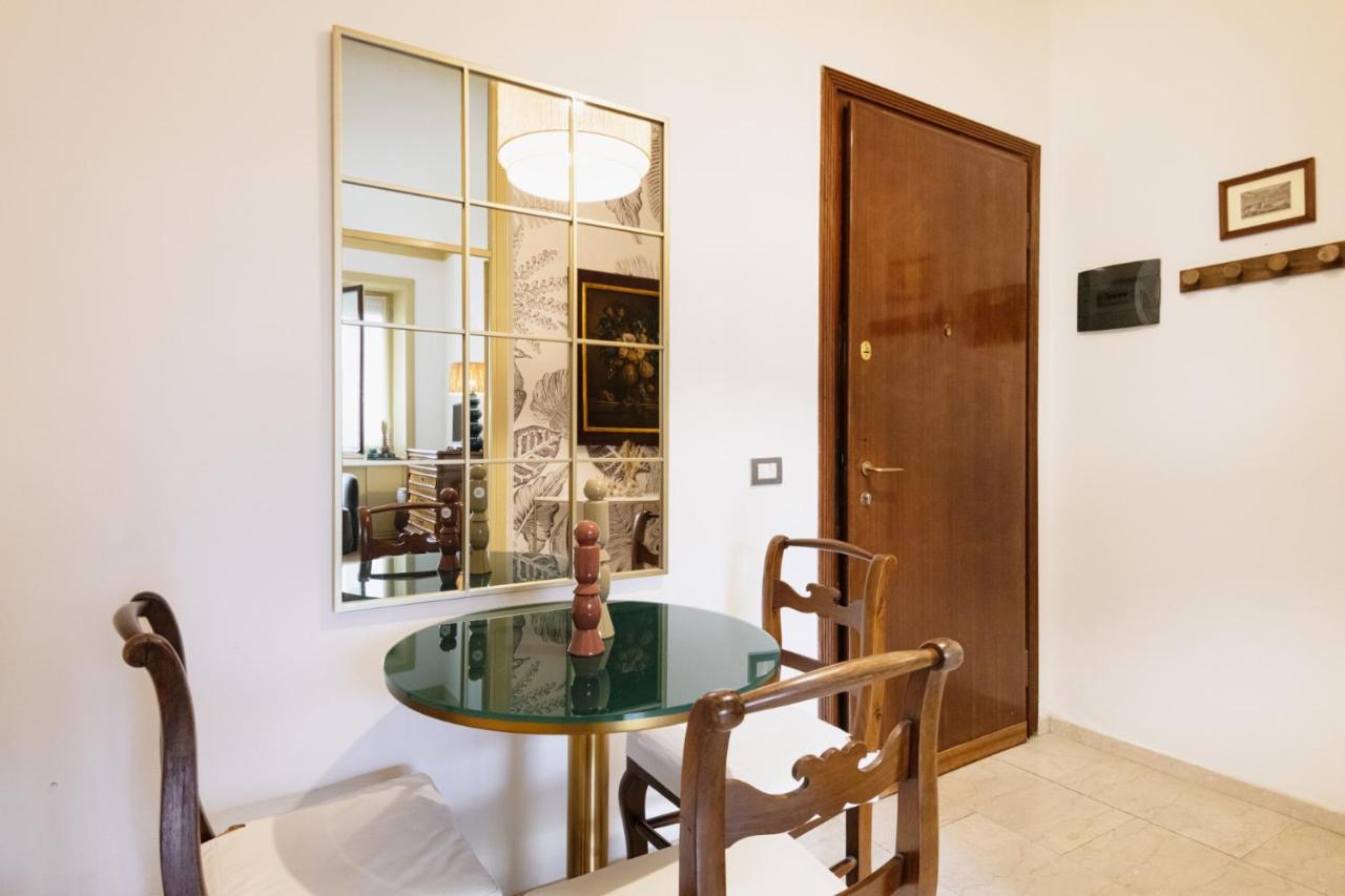 Easylife - Dimora Di Classe In Zona Conciliazione มิลาน ภายนอก รูปภาพ